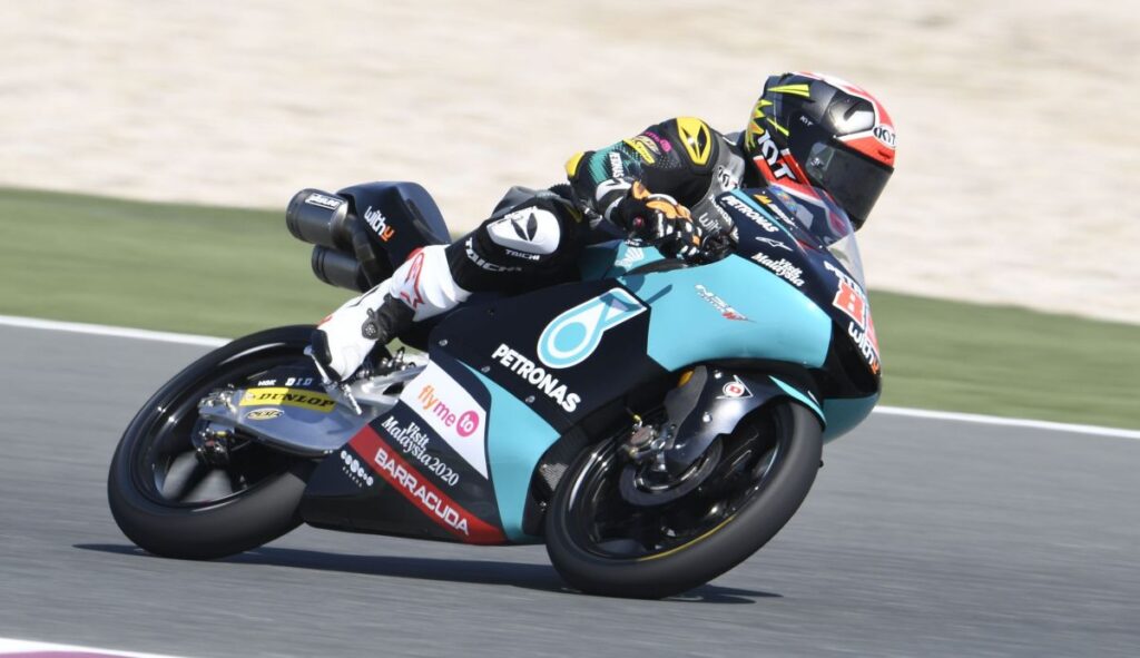 Malaysian racer Super KIP trains indoors during MCO